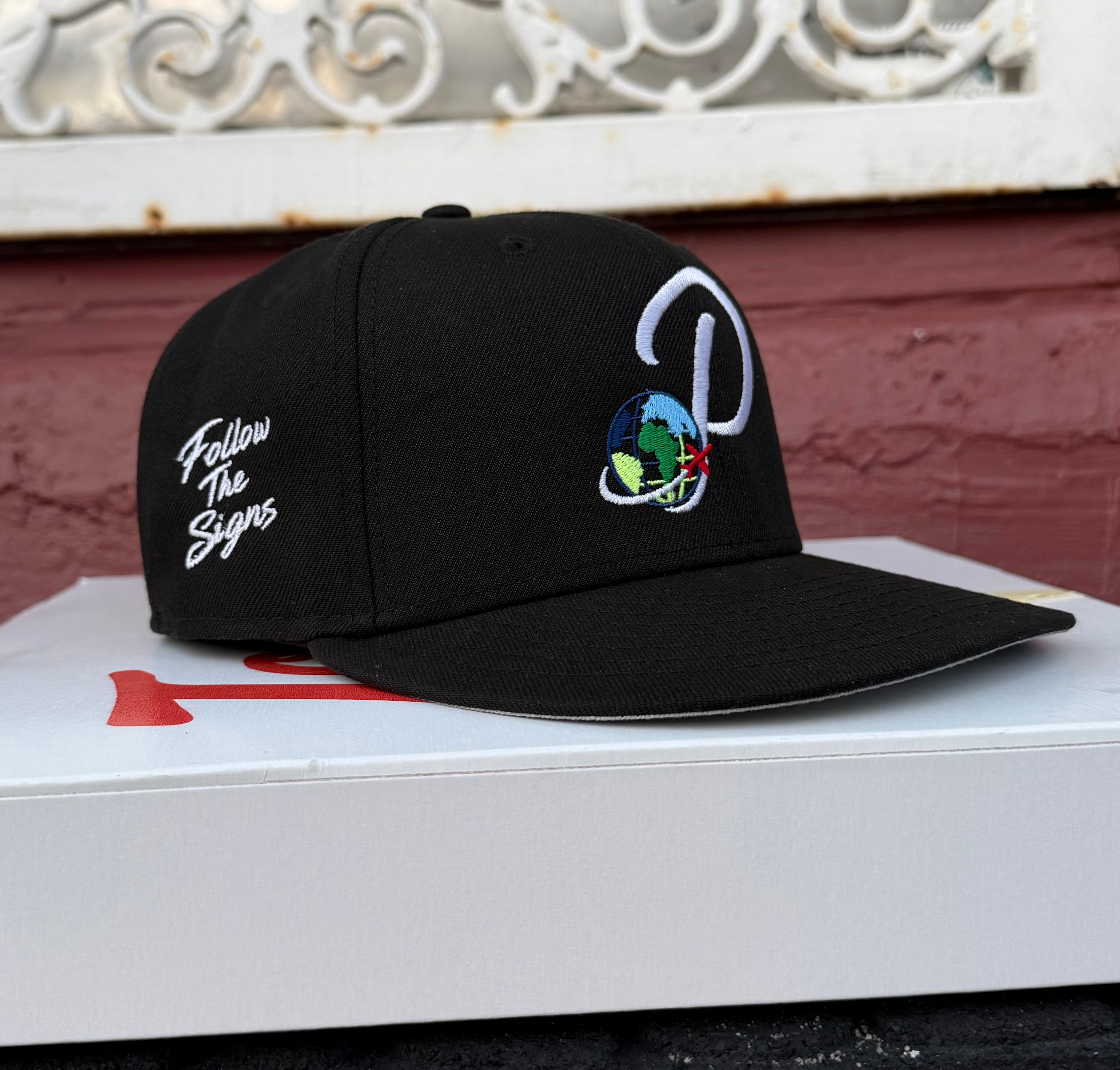 fitted hats. streetwear